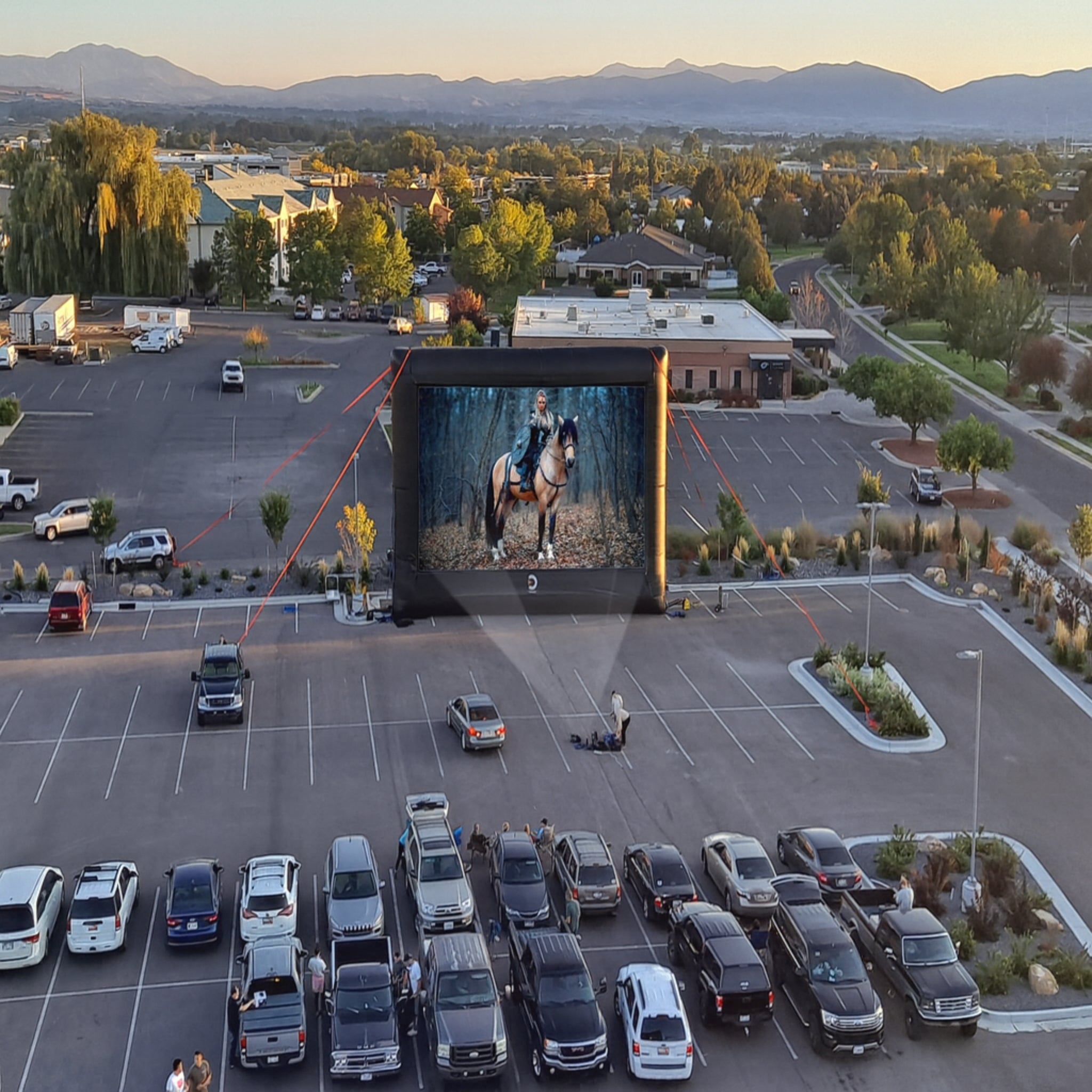 Elite Outdoor Movies Platinum 42' Inflatable Screen