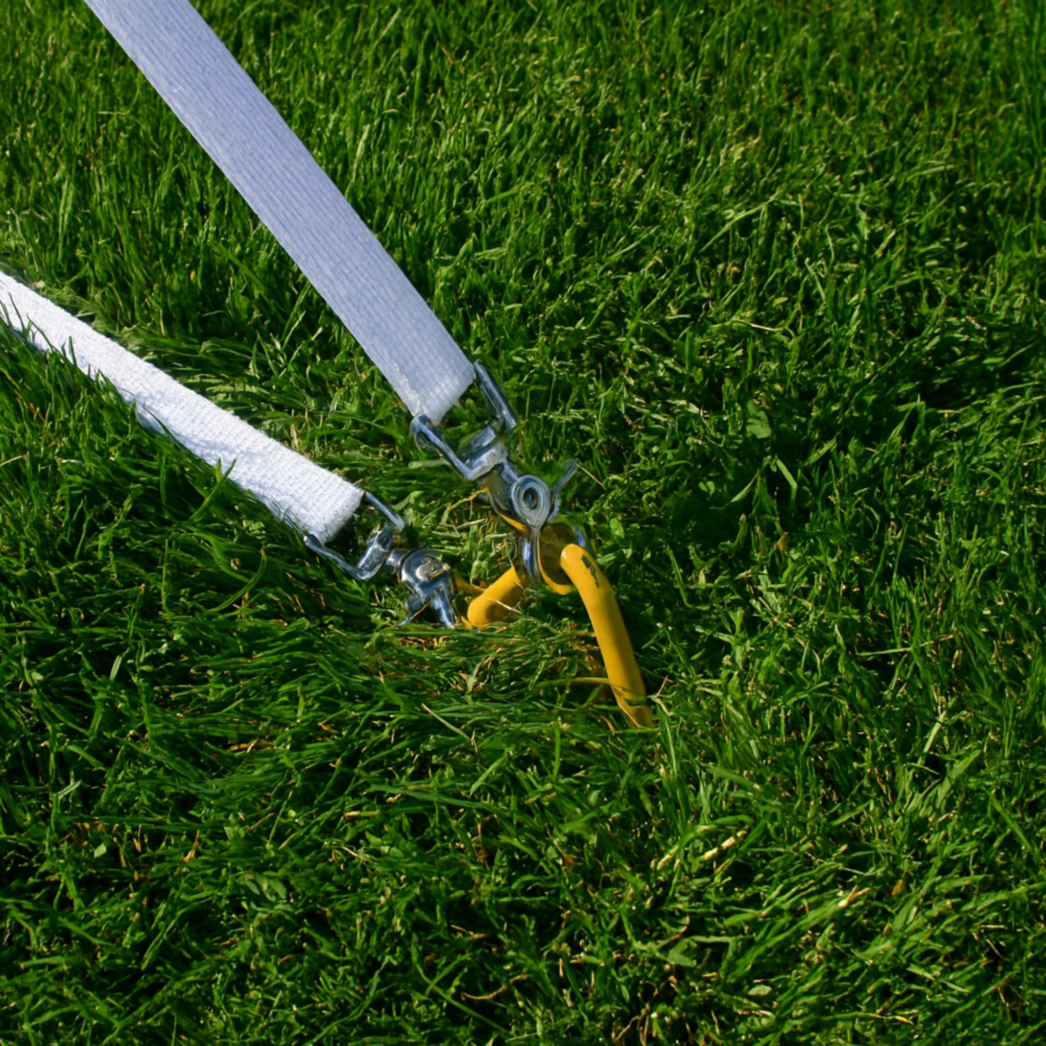 Elite Outdoor Movies Professional 20' Inflatable Screen