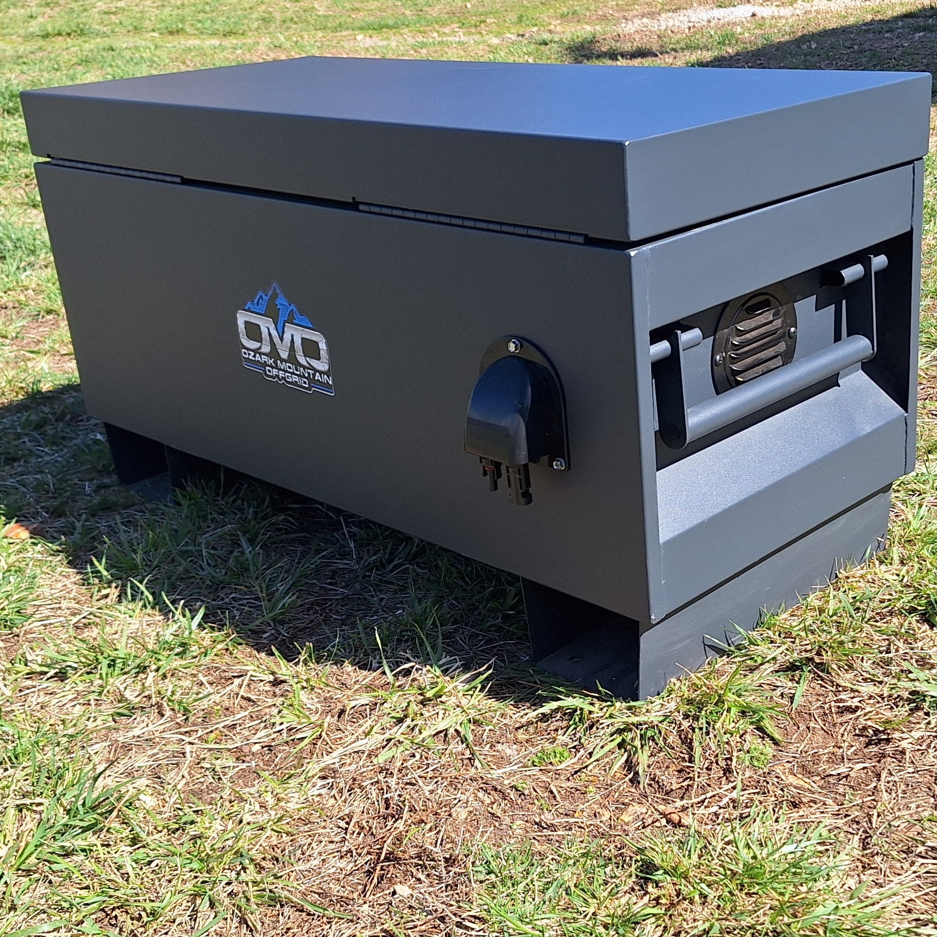 Boat Dock Offgrid Solar Kit - Portable with Plug and Play Connections (No Solar Panels)