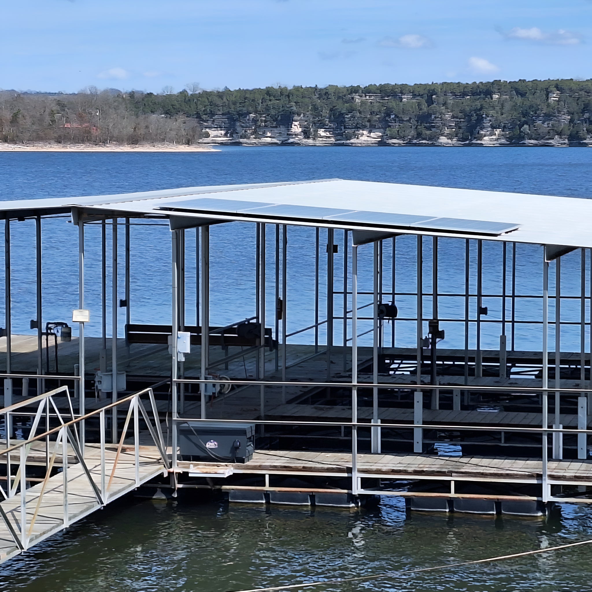 2.2KW Boat Dock Offgrid Solar Kit - Portable with Plug and Play Connections