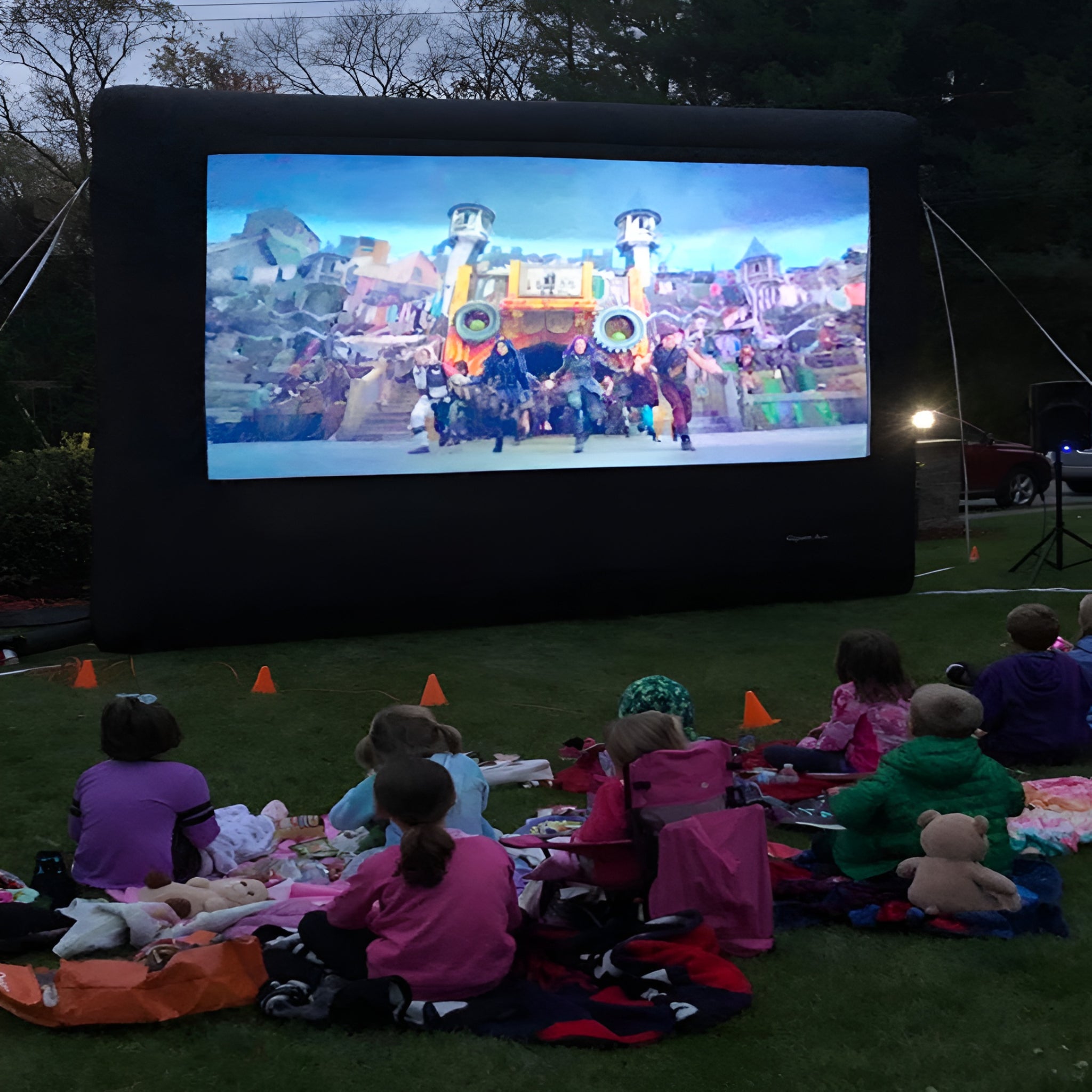 Elite Outdoor Movies Home 10' Inflatable Screen